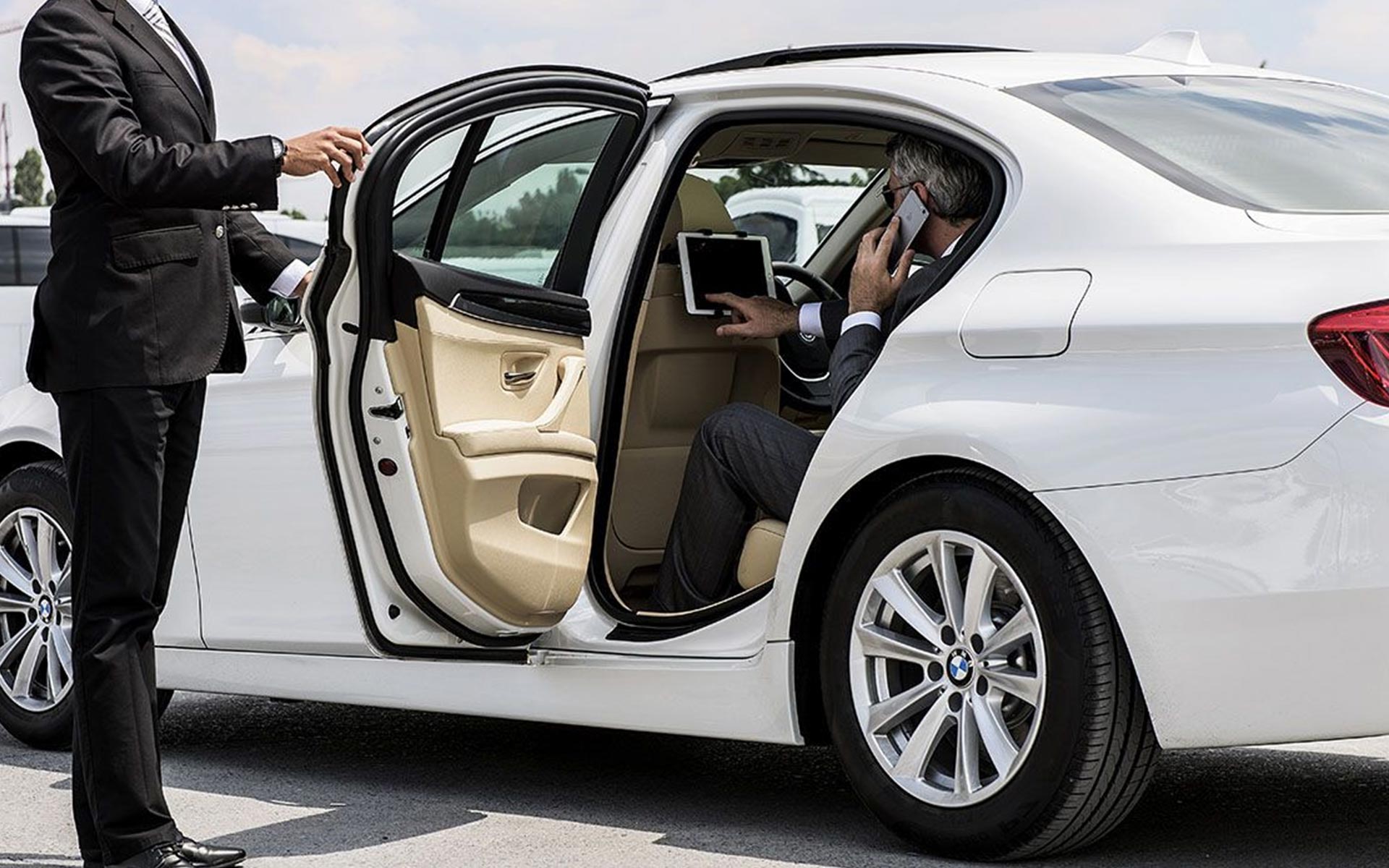 private car transfers sydney