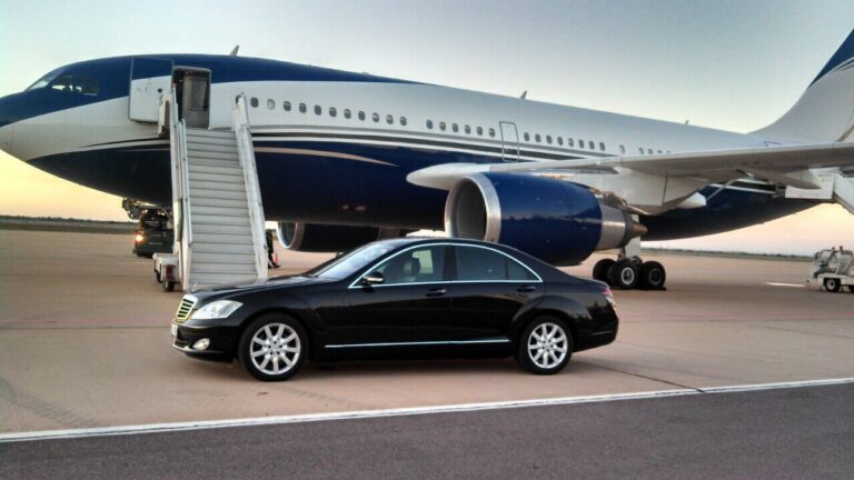 The Top Benefits Of Hiring A Chauffeur To Drive You To The Airport