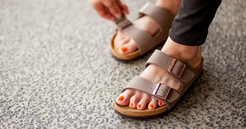 Bunion sandals