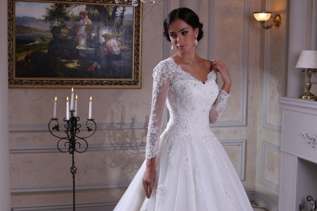 Aire Barcelona Wedding Dress